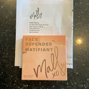 Mally Face Defender Matifiant